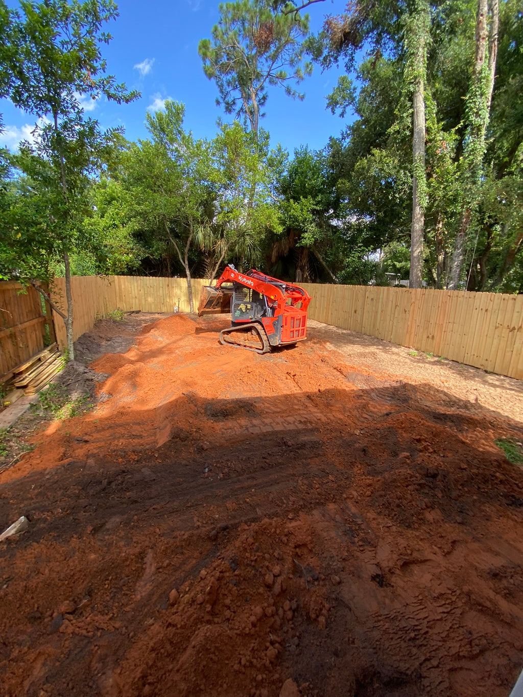 Red Fill Bulk {20 ton truck load}
