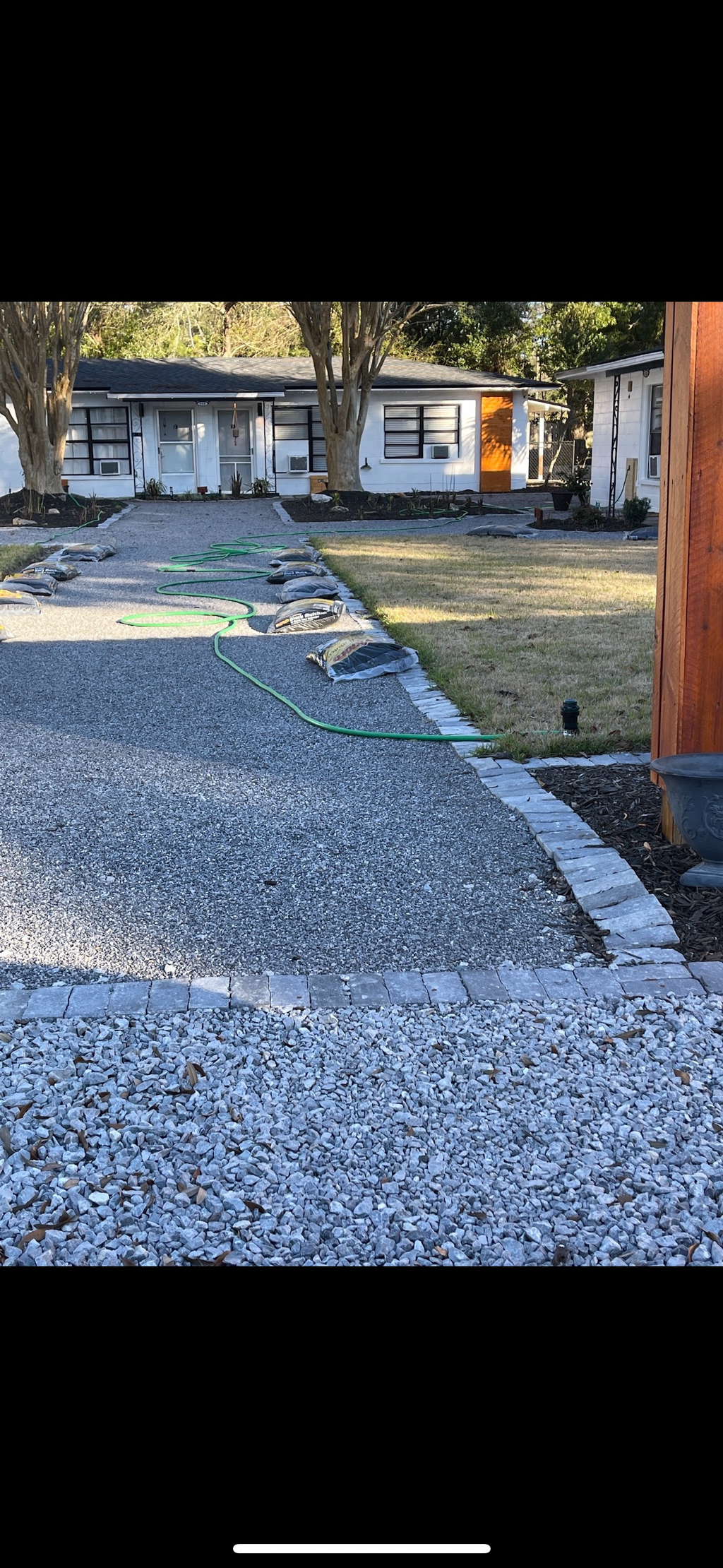1/4 Mod Limestone/ Paver Base {1 TON}