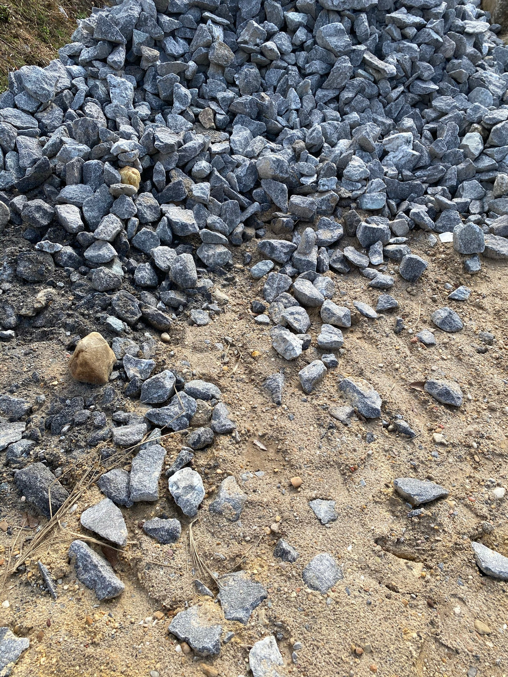 Rip Rap Limestone {1 TON} (Copy)