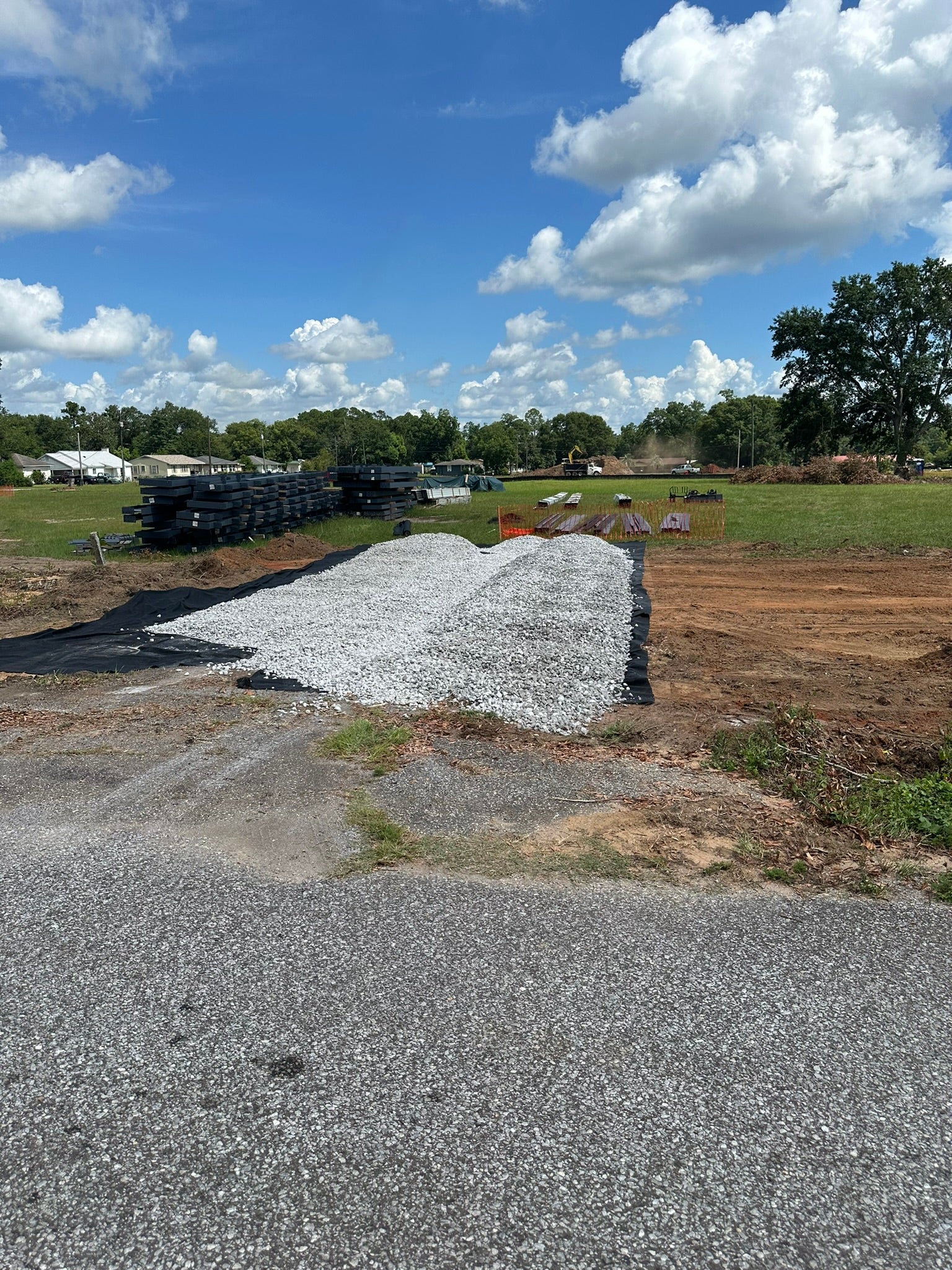 # 4 Limestone Gravel {1 TON}