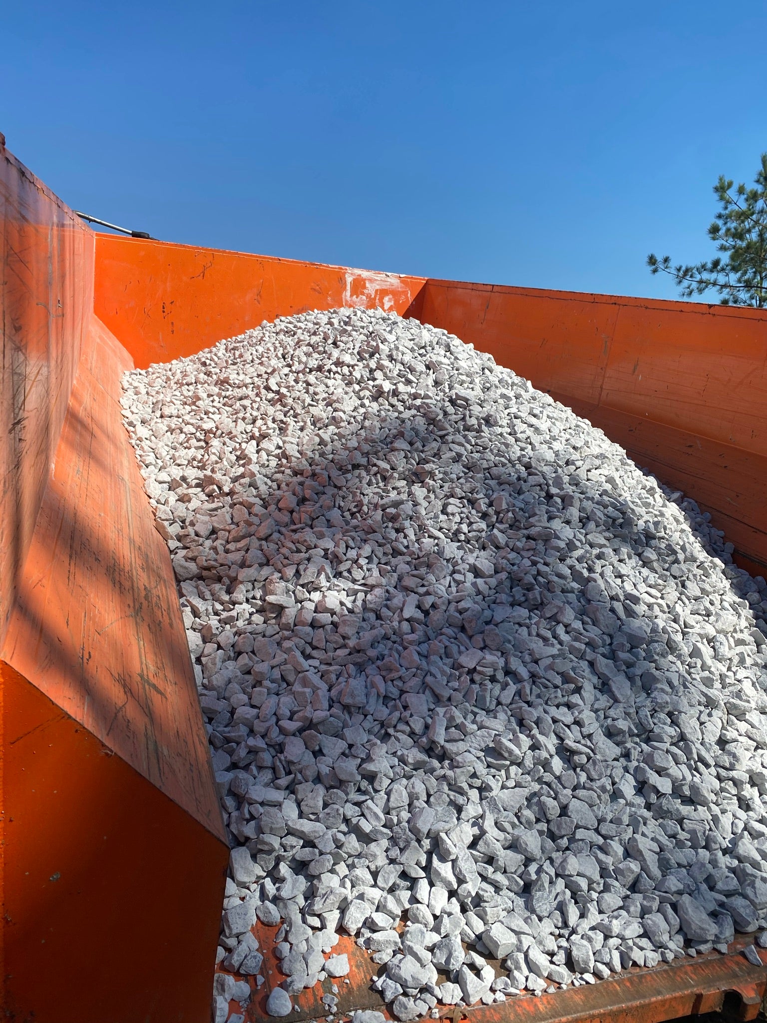 # 4 Limestone Gravel {1 TON}